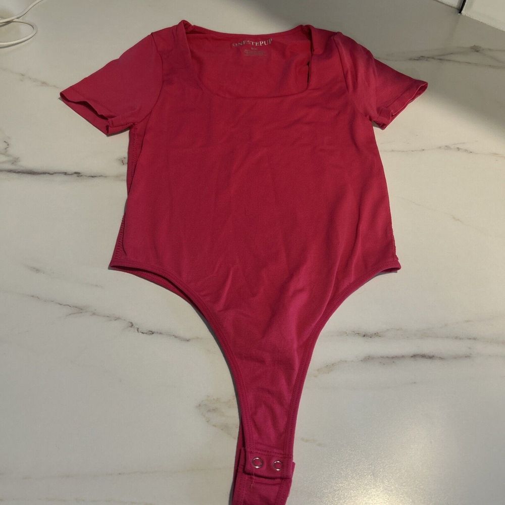 cute pink onestepup‎ S/M bodysuit